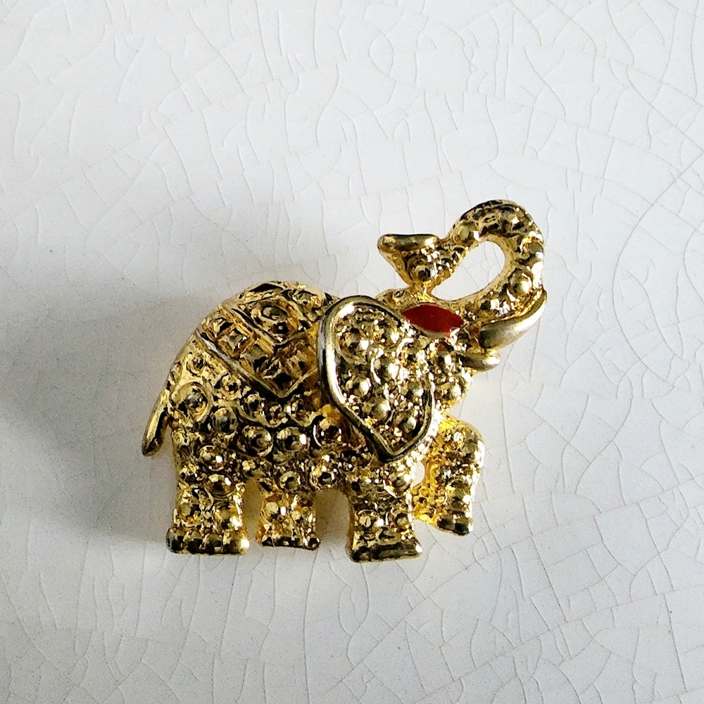 Gaudy Gold Good Luck Elephant Pin, 1980s Unused Brooch, Pachyderm with Trunk Up,